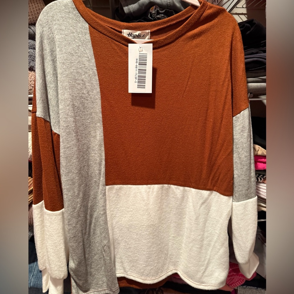 Haptics color blocked shirt NWT